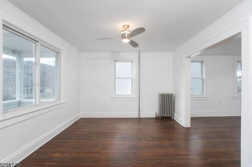 13 Budd St, Morristown NJ  07960-5075 exterior