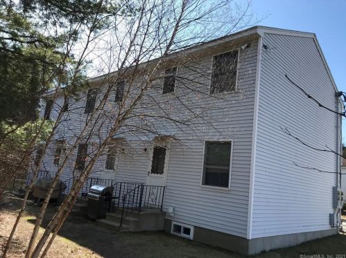 13 Talbot Ave, Moosup, CT 06354-1620
