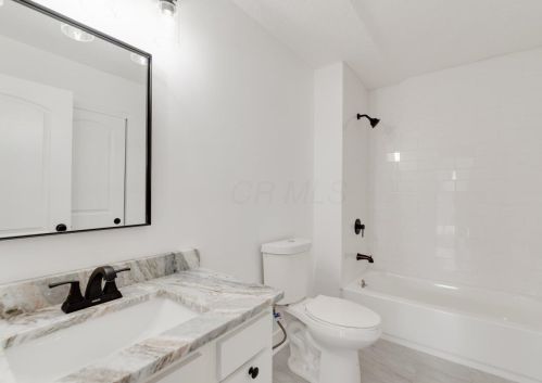 4885 Watkins Rd, Pataskala OH  43062-8569 exterior