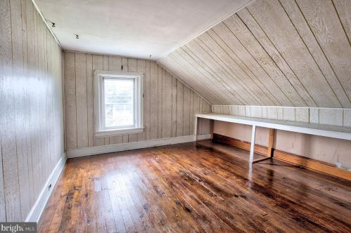 522 2nd Ave, Parkesburg PA  19365-1404 exterior