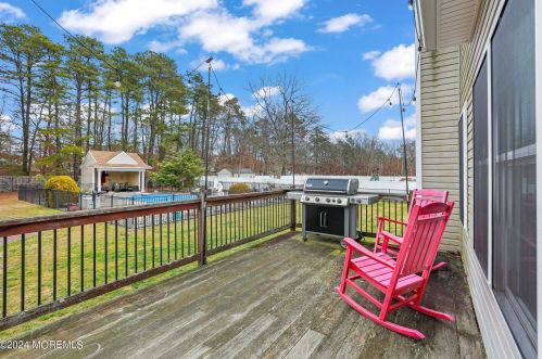 3 Sarah Ct, Jackson Twp NJ  08527-4760 exterior