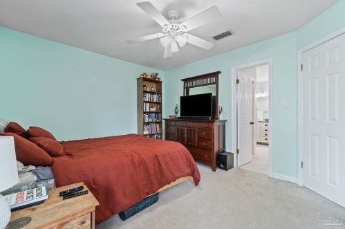 1927 Patrician Way, Fort Walton Beach FL  32547-1036 exterior