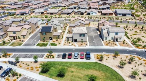 3919 79th Dr, Phoenix AZ  85043 exterior