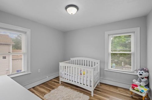 1736 Elmwood Ave, Warwick RI  02888-1104 exterior