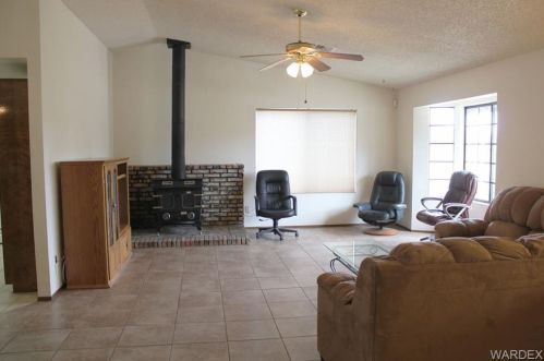 1445 Rio Vista Dr, Bullhead City AZ  86442-6882 exterior