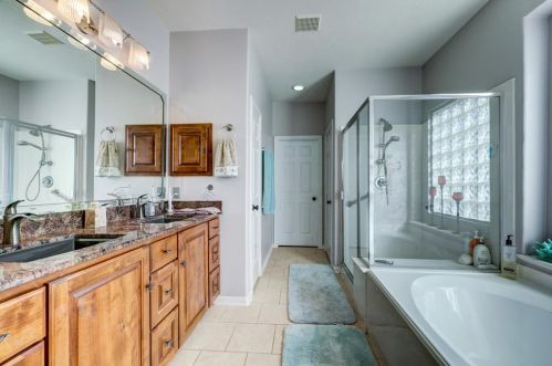 1309 Modena Dr, Pearland TX  77581-5335 exterior