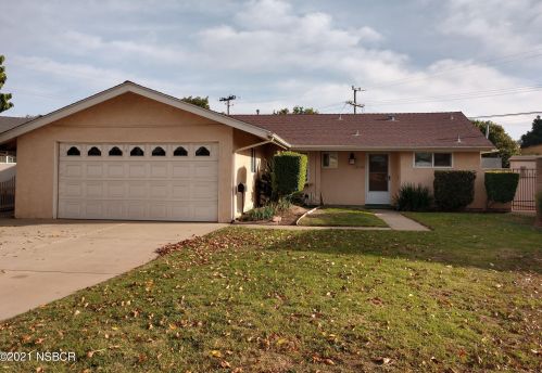 1016 Liberty St, Santa Maria CA 93458-6858 exterior