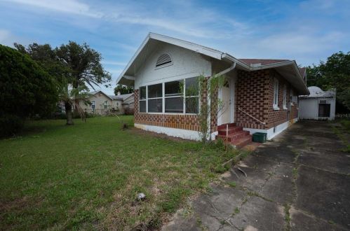 311 Wild Olive Ave, Daytona Beach, FL 32118-3912