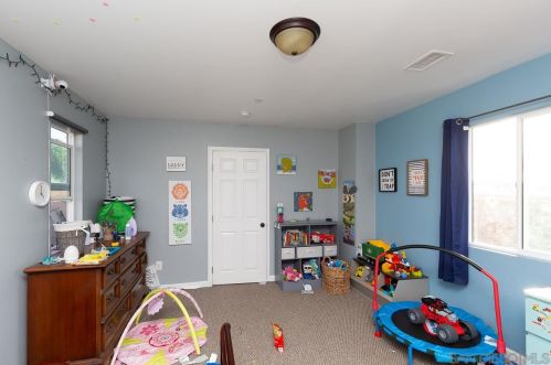 4156 Epsilon St, San Diego CA 92113-4305 exterior