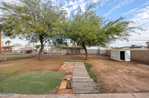 4815 36 Dr, Phoenix AZ 85053-3833 exterior