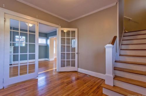 132 Main St, East Hampton CT  06424-1123 exterior
