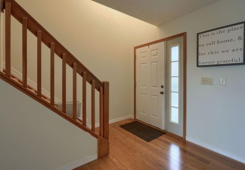 27 Glengary Dr, Delaware OH  43015-7615 exterior
