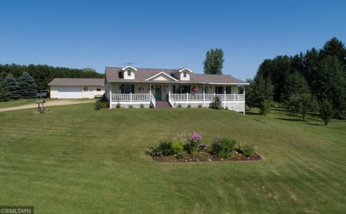 1748 30th Ave, Hammond WI  54015-5215 exterior