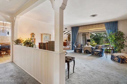 12622 Sarah St, North Hollywood CA  91604-1115 exterior