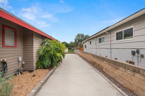 3535 Eugene Pl, San Diego CA 92116-1931 exterior