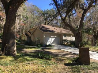 2005 Cynthia Dr, Tallahassee, FL 32303-7303