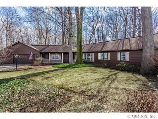 5 Walnut Park, Rochester, NY 14622-2717