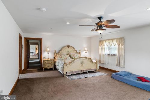 1412 Old Indian Mills Rd, Southampton NJ  08088-9441 exterior