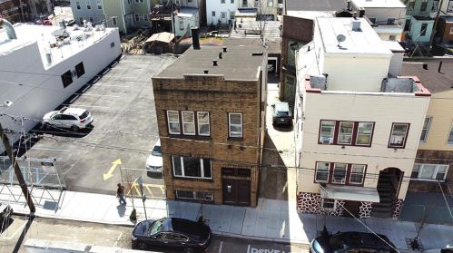 409 42nd St, Union City, NJ 07087-4917