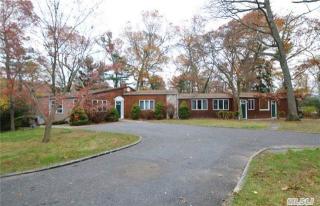 234 Edgewood Ave, Smithtown NY  11787-1856 exterior