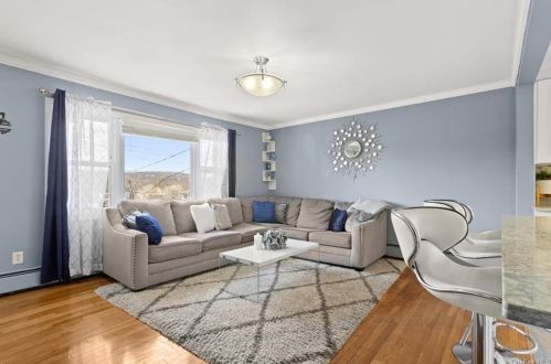 220 Abbott Ave, Elmsford, NY 10523-2105