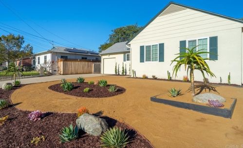3341 Fairway Dr, La Mesa CA  91941-8006 exterior