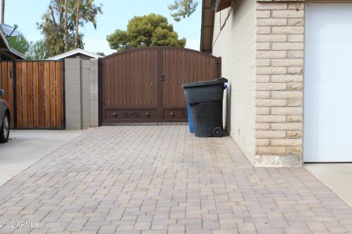 3231 Woodburne Dr, Chandler, AZ 85224-1060