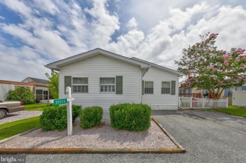 37076 Blue Bill Dr, Selbyville, DE 19975-3216