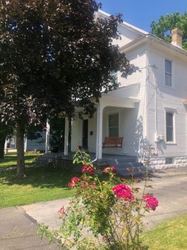 338 Walnut St, Wilmington OH  45177-1746 exterior