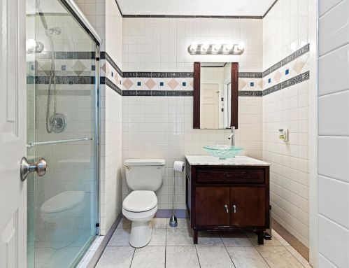 1050 31 Ave, Vero Beach FL 32960-4096 exterior