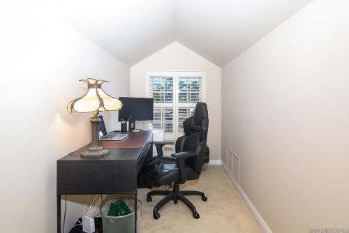 2911 Curlew St, San Diego CA 92103-3933 exterior