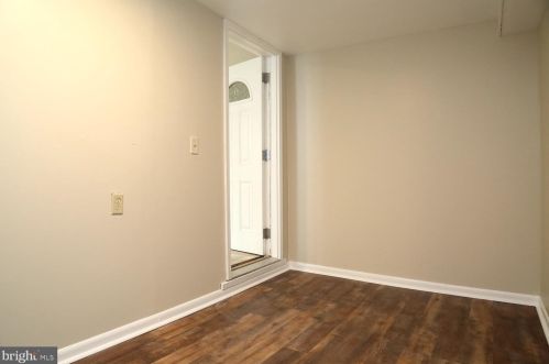 126 Sunset Ave, Ephrata, PA 17522-1921