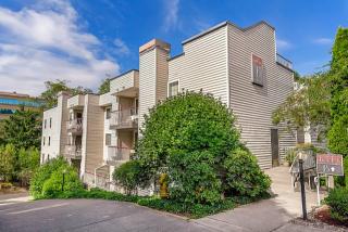 132 95th St, Seattle WA  98115-2066 exterior