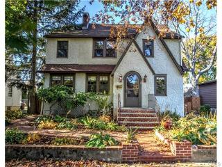 77 Plymouth St, Stratford CT  06614-4122 exterior