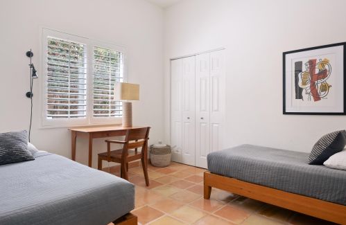 53660 Avenida Mendoza, La Quinta CA  92253-3574 exterior