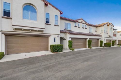 10868 Ivy Hill Dr, San Diego, CA 92131-3955