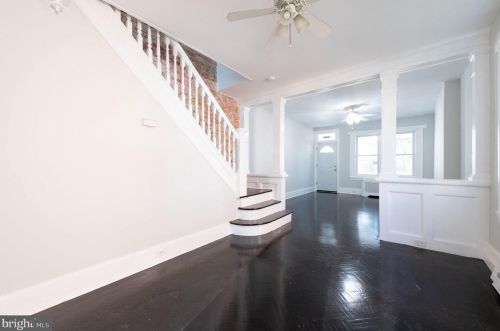 1060 Powell St, Norristown, PA 19401-3818