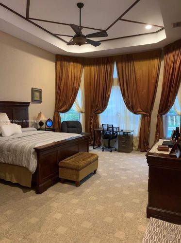 4723 195th Way, Hollywood FL  33029-6203 exterior