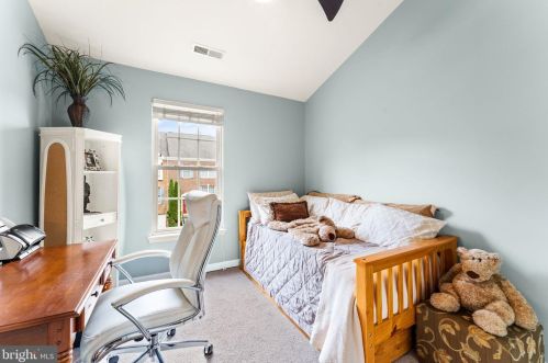 6352 Cullen Pl, Haymarket VA  20169-5400 exterior