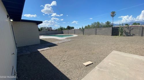 9651 Creek St, Tucson AZ  85730-1451 exterior