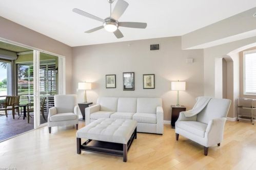 3284 Twilight Ln, Naples, FL 34109-8969