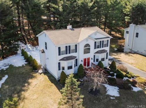 59 Lake Shore Dr, Rock Hill NY  12775-6503 exterior