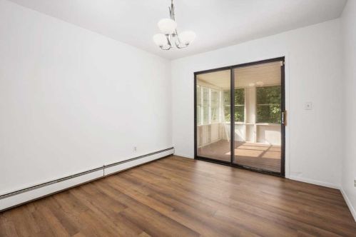 72 Spook Hl Rd, New Hamburg NY  12590-4305 exterior