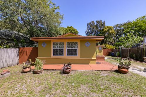 1128 Boston Ave, Fort Pierce, FL 34950-8847