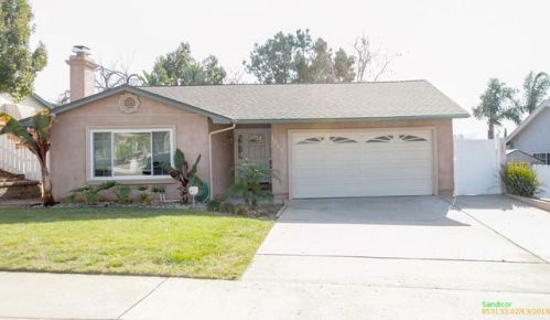 13251 Laurel St, Lakeside, CA 92040-3325