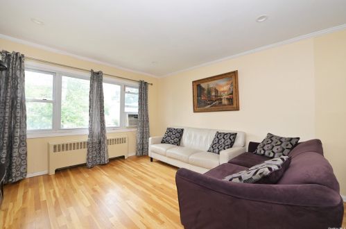 821 Virginia Ave, North Bellmore NY  11710-1341 exterior