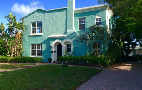 382 Ellamar Rd, West Palm Beach, FL 33405-3610