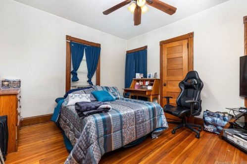 357 Chestnut St, New Britain CT 06051-2322 exterior