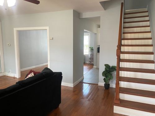 114-30 202nd St, Jamaica, NY 11412-1608