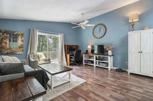 35 Ashumet Rd, Mashpee MA  02649-2056 exterior